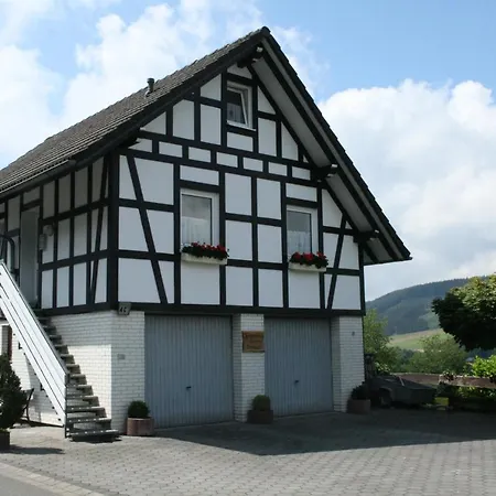 Zur Ennest Holiday home *